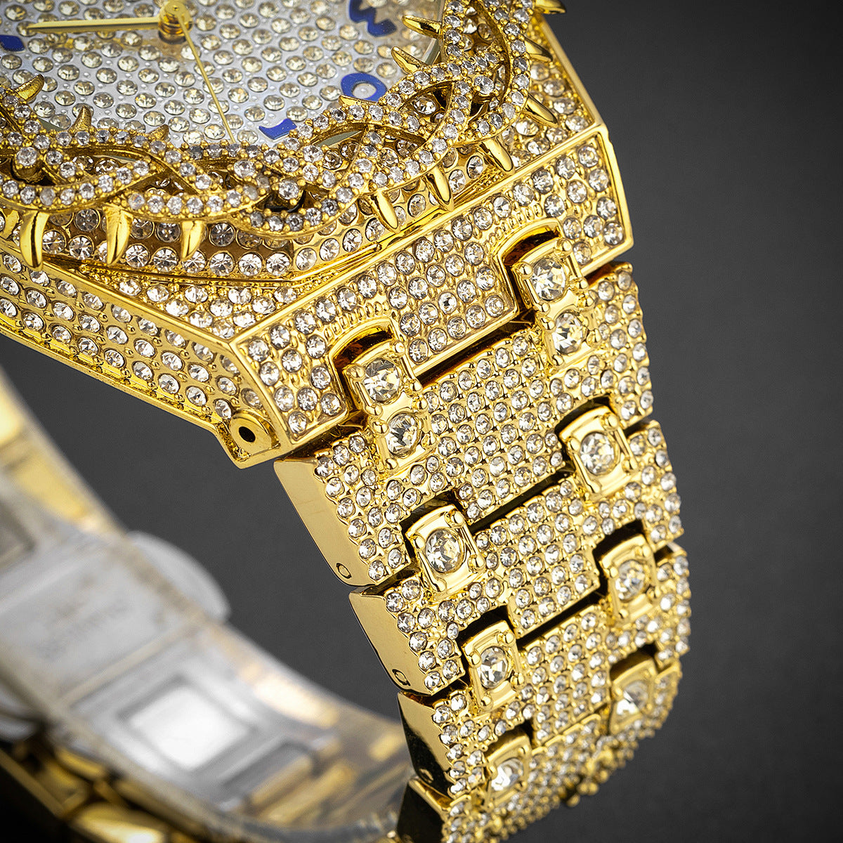 Personalized Mesh-design Inlaid Quartz Fashion Watch